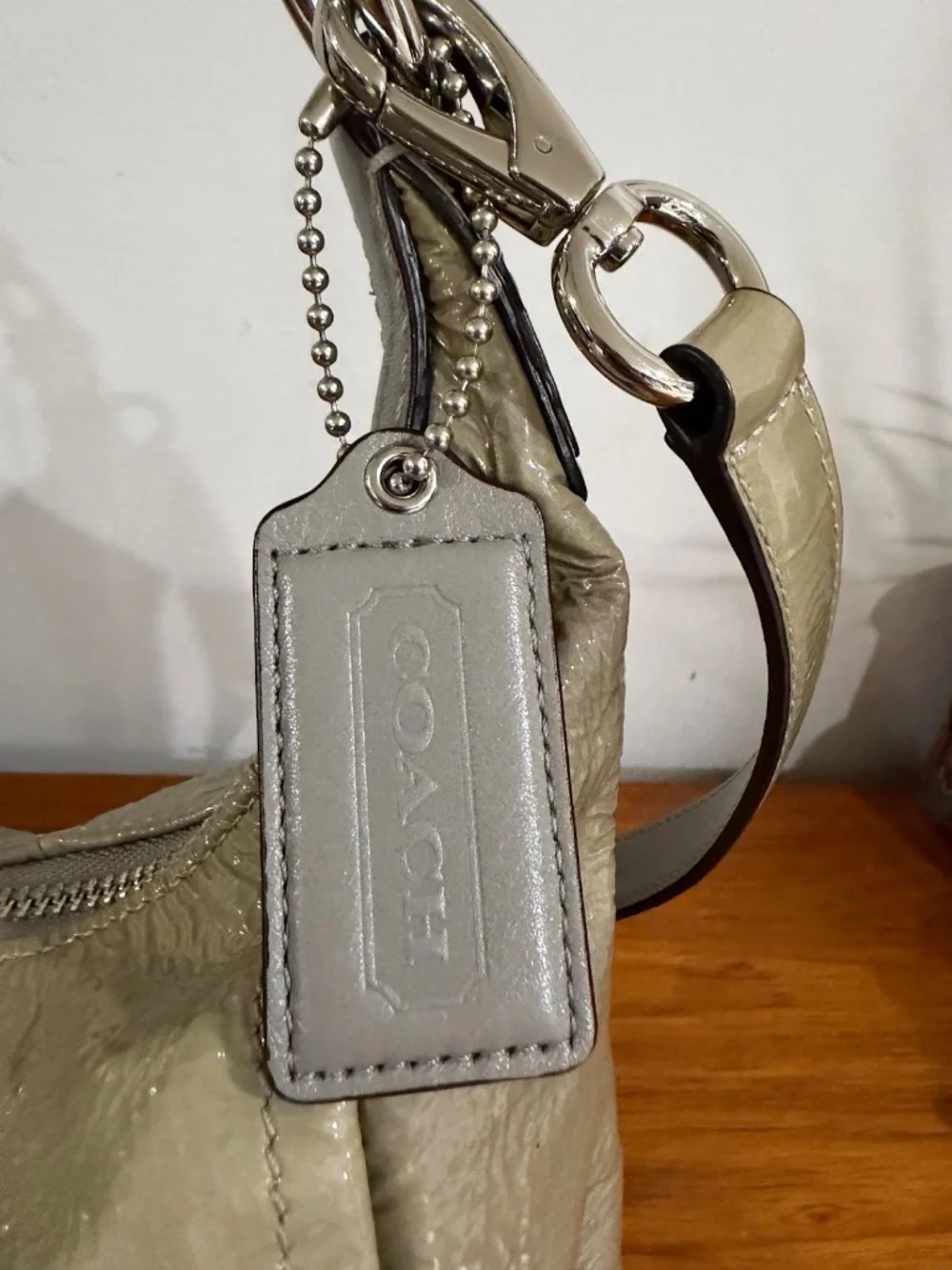 Coach Kristin Patent Leather Convertible Shoulder Hobo Bag Style 19299